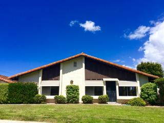 1762 Pleasantdale Dr, Encinitas, CA 92024-4226