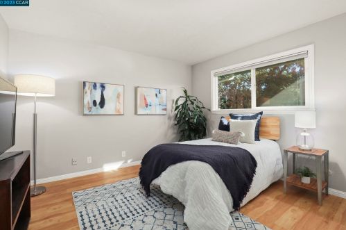 10 Janin Pl, Concord CA  94523-1116 exterior