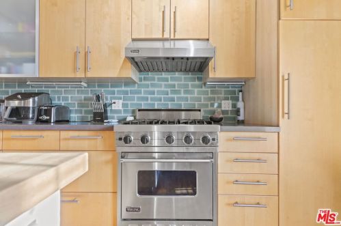1450 Franklin St, Santa Monica, CA 90404-2670