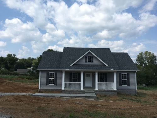 1308 Gordon Ln, Pulaski, TN 38478-4771