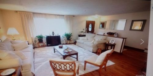 19 Eastwood Rd, Norwalk, CT 06851-1120