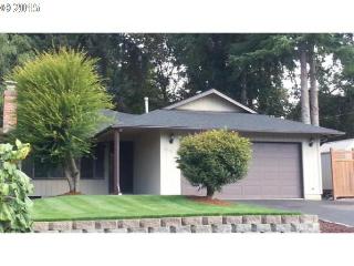 2319 Creighton Ave, Portland, OR 97267-2714