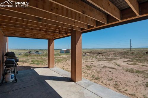 371 Desert Cove Dr, Pueblo CO  81007-2500 exterior