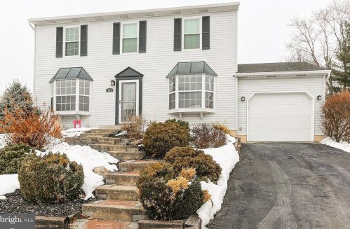 104 Gales Ferry Ct, Harrisburg, PA 17110-3436