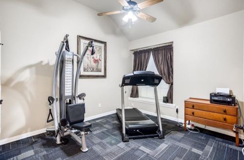 1025 Crk Bnd, Carrollton TX 75007-2787 exterior