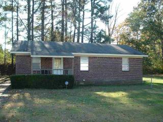 8 Jackson Cir, Trenton, TN 38382-9309