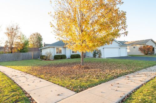 1307 Howland Dr, Joliet IL  60431-6077 exterior