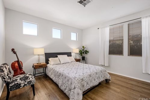 12 Three Rivers, Irvine CA  92602-1029 exterior