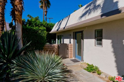 388 Desert Willow Cir, Palm Springs, CA 92262-2223