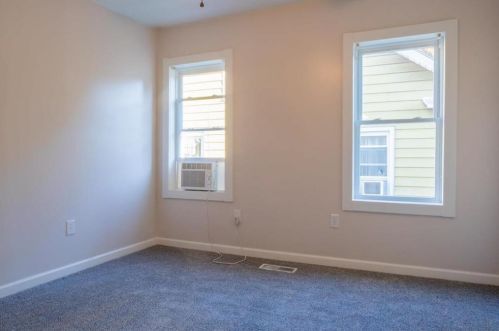 351 2 St, Bangor PA 18013-2512 exterior