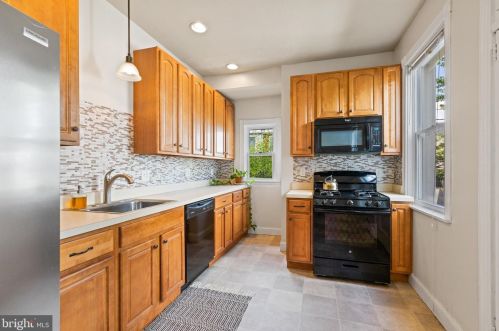 341 Ross St, Lancaster PA  17602-1943 exterior