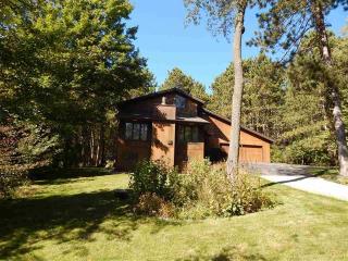 210 Lovesee Rd, The Ledges, IL 61073-8700