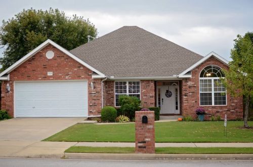 4049 Green Side Ln, Springdale, AR 72762-5760