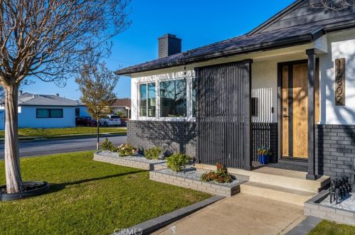 16802 Casimir Ave, Torrance CA  90504-2804 exterior