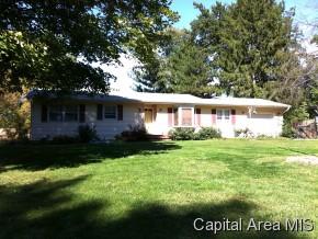 57 Horseshoe Dr, Springfield, IL 62702-1556
