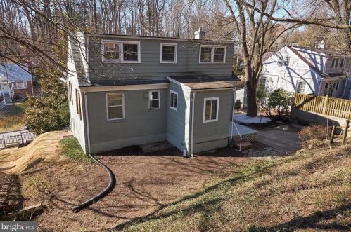 221 Dl Dr, Silver Spring MD 20910-1501 exterior