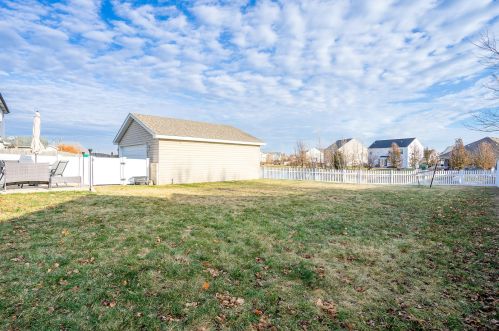 1408 Howland Dr, Joliet IL  60431-6050 exterior