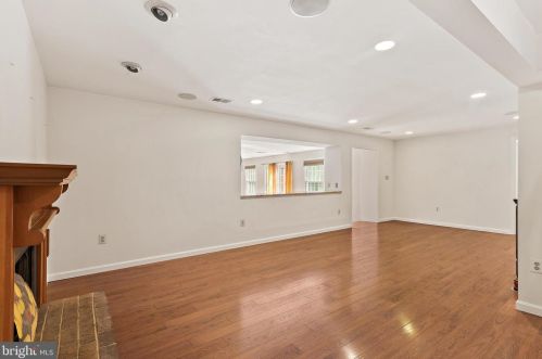 15013 Timberlake Dr, Silver Spring MD 20905-4360 exterior