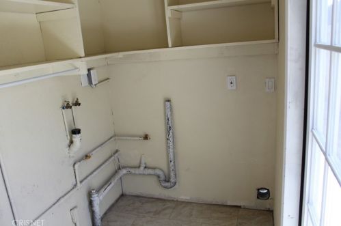 1674 Chateau Pl, Anaheim CA 92802-1517 exterior