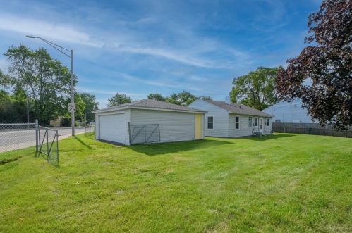 7314 Delaware Ave, Hammond IN  46323-2744 exterior