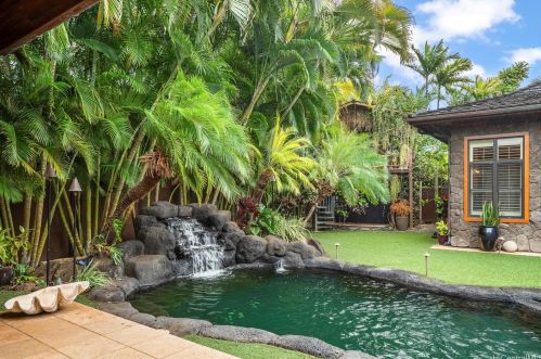4451 Kolohala St, Honolulu HI  96816-4939 exterior