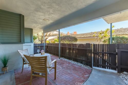 23025 Nadine Cir, Torrance, CA 90505-8027