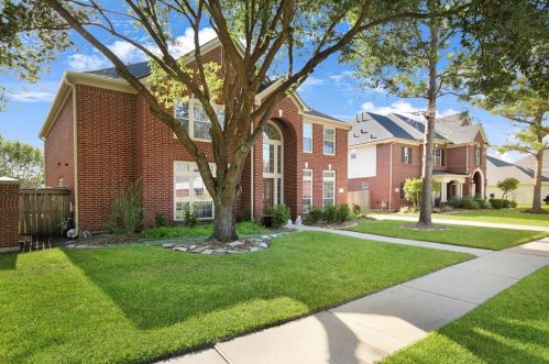 2922 Gorom Ct, Pearland, TX 77584-9715