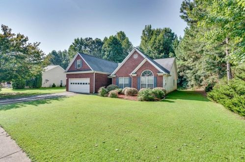 5124 Haverford Run Dr, Lilburn, GA 30047-5971