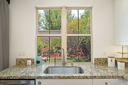 57 Crestwick, Irvine CA  92620-7306 exterior