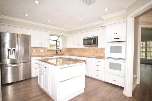 2123 Windmill Dr, Richmond TX  77406-1260 exterior