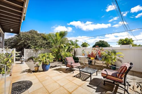 3750 Claudine St, Honolulu HI  96816-3808 exterior