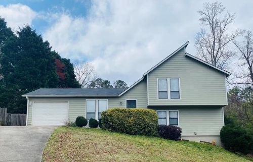 2886 Landington Way, Duluth GA  30096-6218 exterior