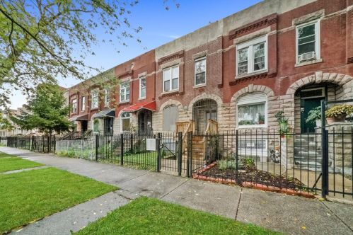 3244 Fulton Blvd, Chicago, IL 60624-2011