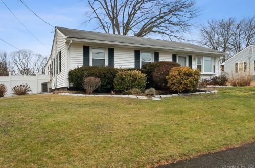 57 Windsong Ln, Milford, CT 06460-5946