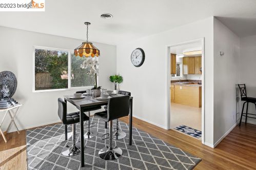 1005 Oak Grove Rd, Concord CA  94518-3004 exterior