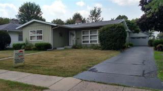 1010 Main St, Hillcrest, IL 61068-1712