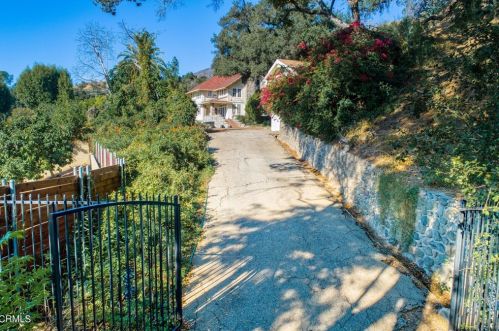 851 Palm Dr, Glendora, CA 91741-2212