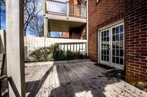 502 Ansley Villa Dr, Atlanta GA  30324-4813 exterior