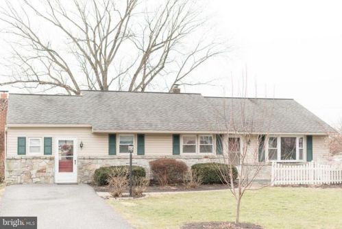 308 Clover Ave, Lancaster, PA 17602-4044