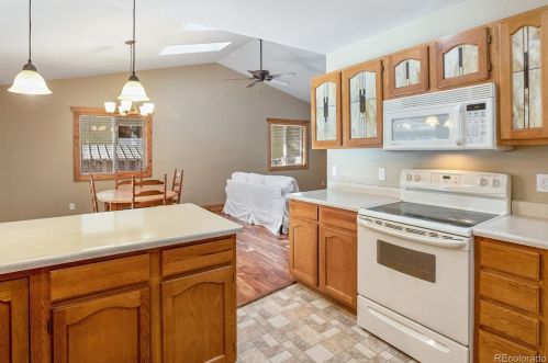 251 Gunnison Ave, Woodland Park CO 80863-1362 exterior