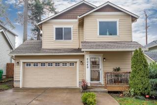 2049 Bella Vista Dr, Damascus, OR 97030