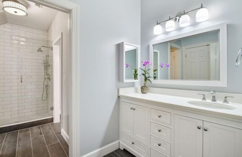 1066 Hedge Rose Ct, Atlanta GA  30324-2781 exterior