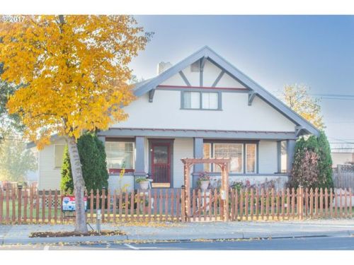 348 Main St, Hermiston OR  97838-1842 exterior