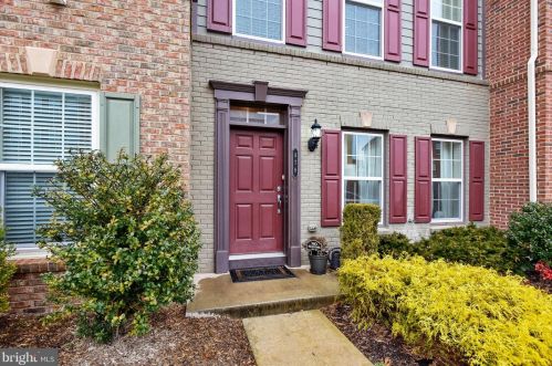 478 Flameflower Ter, Leesburg, VA 20175-5432