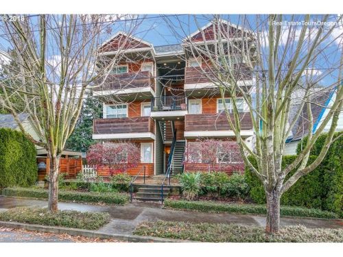 3930 Montana Ave, Portland, OR 97227-1285