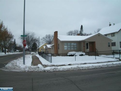 3019 3rd Ave, Hibbing, MN 55746-2434