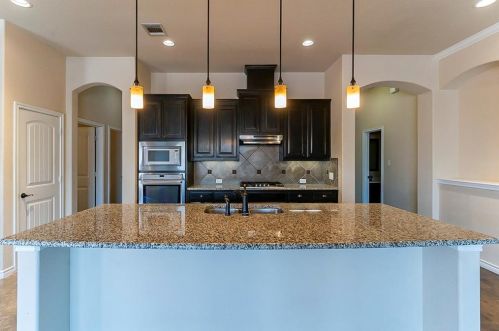 4913 Breezewind Ln, Fort Worth TX  76123-6008 exterior