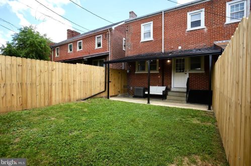 828 Fremont St, Lancaster PA  17603-5442 exterior
