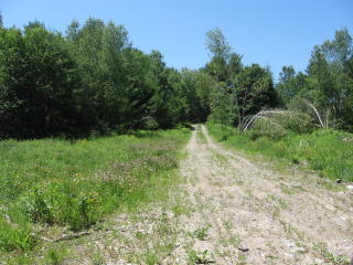 14 Horseback Rd, Burnham, ME 04922-3533