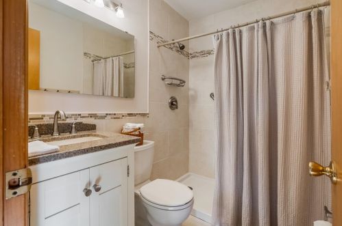 9146 Fidelis Dr, Cincinnati OH 45242-7431 exterior